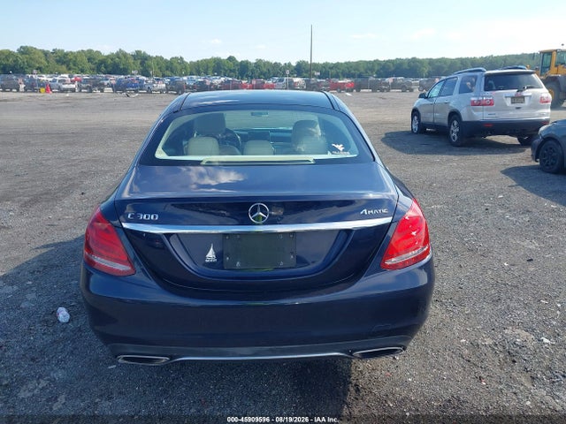 2015 Mercedes-benz C 300 4matic მანქანა იყიდება აუქციონზე, vin: 55SWF4KB8FU012694, აუქციონის ნომერი: 45909596