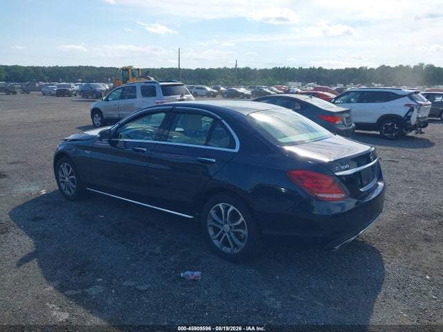 2015 Mercedes-benz C 300 4matic მანქანა იყიდება აუქციონზე, vin: 55SWF4KB8FU012694, აუქციონის ნომერი: 45909596