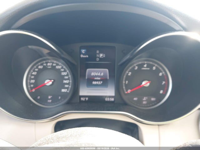 2015 Mercedes-benz C 300 4matic მანქანა იყიდება აუქციონზე, vin: 55SWF4KB8FU012694, აუქციონის ნომერი: 45909596