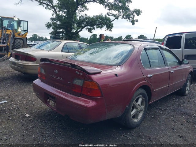 1995 Nissan Maxima Gle/gxe/se მანქანა იყიდება აუქციონზე, vin: JN1CA21D9ST606165, აუქციონის ნომერი: 45909599