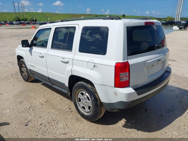 45909678 :رقم المزاد ، 1C4NJPBA2DD265261 vin ، 2013 Jeep Patriot Sport مزاد بيع