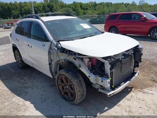 Aukcja sprzedaży 2023 Toyota Rav4 Hybrid Woodland Edition, vin: 2T3UWRFV0PW151059, numer aukcji: 45909684