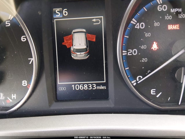 45909710 :رقم المزاد ، 2T3ZFREV9HW335361 vin ، 2017 Toyota Rav4 Le مزاد بيع