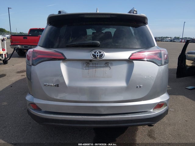 45909710 :رقم المزاد ، 2T3ZFREV9HW335361 vin ، 2017 Toyota Rav4 Le مزاد بيع