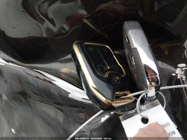 45909731 :رقم المزاد ، 1GCUYHED5KZ121724 vin ، 2019 Chevrolet Silverado 1500 High Country مزاد بيع