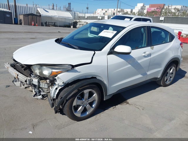 Honda HR-V LX 2018 3CZRU5H31JM717992 Image 2