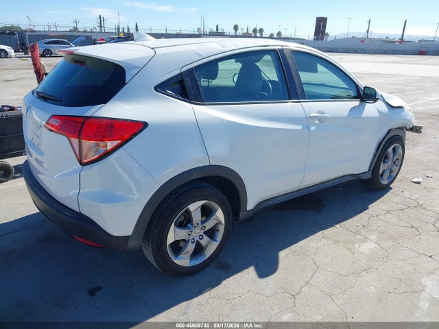 Honda HR-V LX 2018 3CZRU5H31JM717992 Image 4