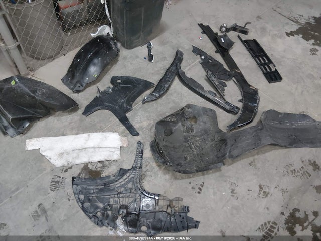 45909744 :رقم المزاد ، 3KPFW4DEXSE211190 vin ، 2025 Kia K4 Gt-line مزاد بيع