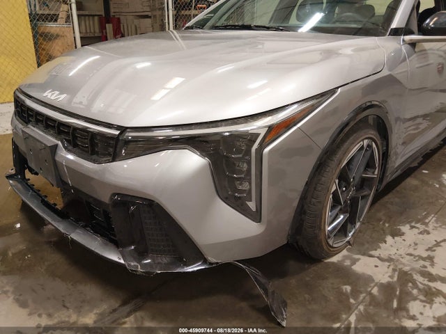 45909744 :رقم المزاد ، 3KPFW4DEXSE211190 vin ، 2025 Kia K4 Gt-line مزاد بيع