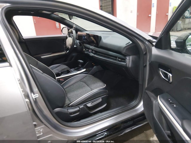 45909744 :رقم المزاد ، 3KPFW4DEXSE211190 vin ، 2025 Kia K4 Gt-line مزاد بيع