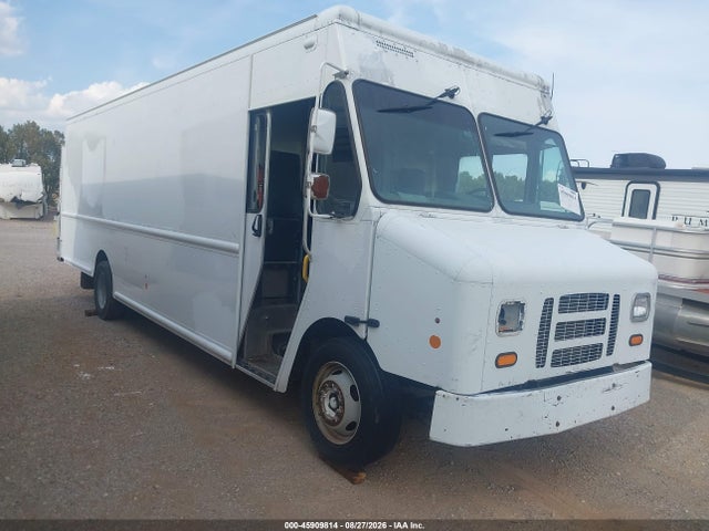 Продажа на аукционе авто 2015 Ford F-59 Commercial Stripped, vin: 1F66F5KY4F0A04699, номер лота: 45909814