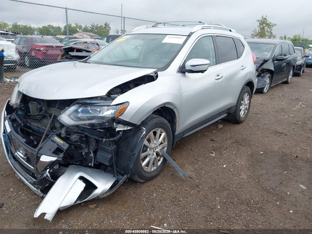 45909862 :رقم المزاد ، KNMAT2MV1HP504234 vin ، 2017 Nissan Rogue Sv مزاد بيع