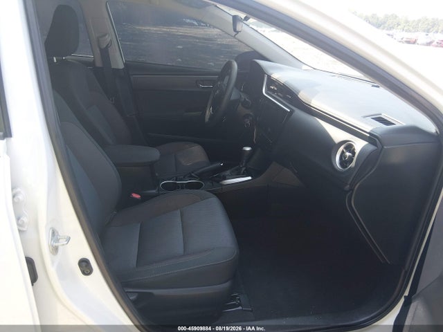 45909884 :رقم المزاد ، 2T1BURHE8KC154305 vin ، 2019 Toyota Corolla Le مزاد بيع