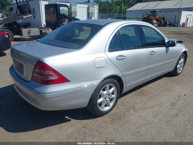 Продаж на аукціоні авто 2004 Mercedes-benz C 240, vin: WDBRF61J74E017465, номер лоту: 45909886