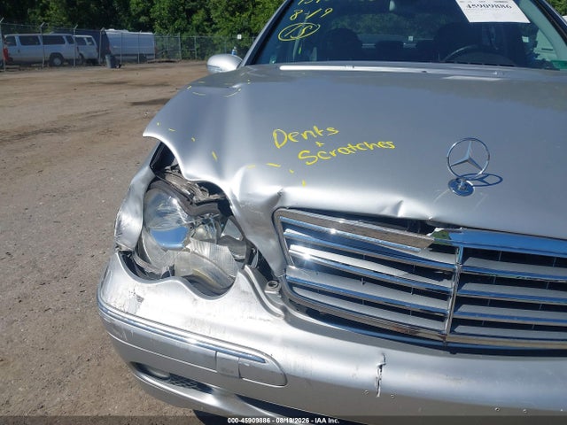 Продаж на аукціоні авто 2004 Mercedes-benz C 240, vin: WDBRF61J74E017465, номер лоту: 45909886