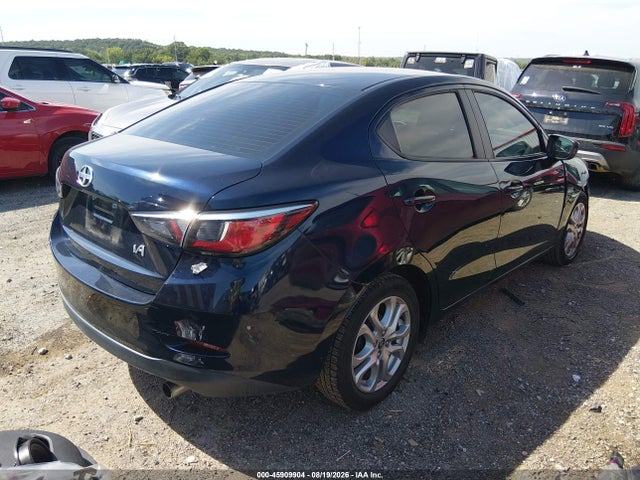 45909904 :رقم المزاد ، 3MYDLBZV9GY109982 vin ، 2016 Scion Ia مزاد بيع