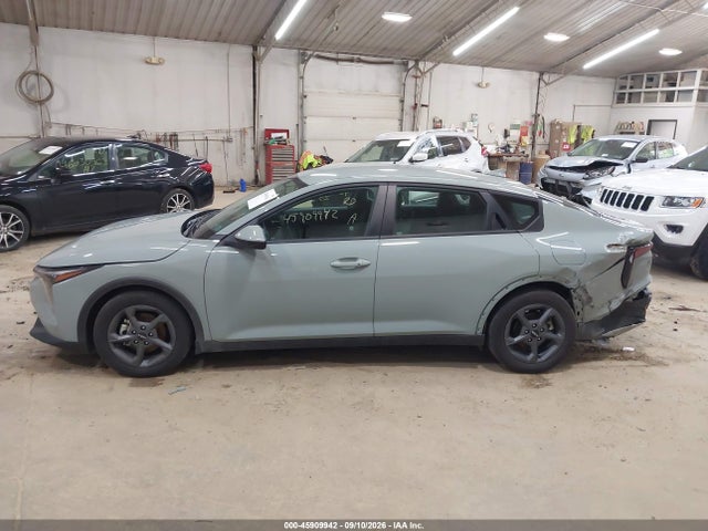 2025 Kia K4 Lxs მანქანა იყიდება აუქციონზე, vin: 3KPFT4DE5SE225149, აუქციონის ნომერი: 45909942