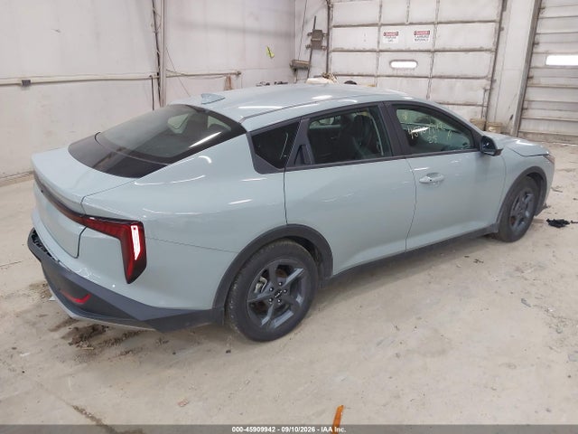 2025 Kia K4 Lxs მანქანა იყიდება აუქციონზე, vin: 3KPFT4DE5SE225149, აუქციონის ნომერი: 45909942