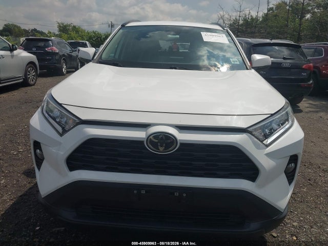 2021 Toyota Rav4 Xle მანქანა იყიდება აუქციონზე, vin: 2T3P1RFVXMW243061, აუქციონის ნომერი: 45909963