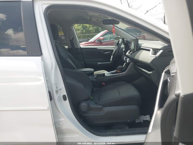 2021 Toyota Rav4 Xle მანქანა იყიდება აუქციონზე, vin: 2T3P1RFVXMW243061, აუქციონის ნომერი: 45909963