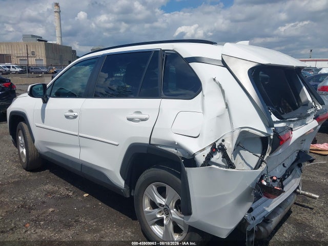 2021 Toyota Rav4 Xle მანქანა იყიდება აუქციონზე, vin: 2T3P1RFVXMW243061, აუქციონის ნომერი: 45909963