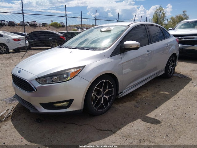 Ford FOCUS SE 2015 1FADP3F22FL221586 Image 2