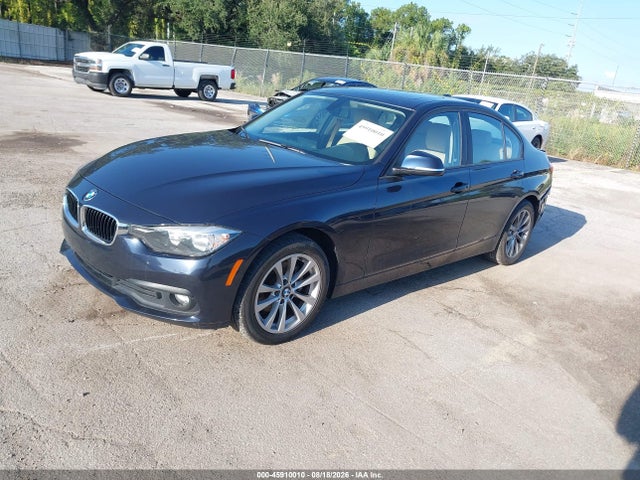 45910010 :رقم المزاد ، WBA8A3C38HA066970 vin ، 2017 Bmw 320i Xdrive مزاد بيع