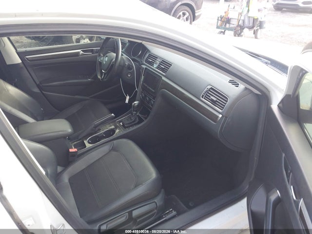 Auction sale of the 2016 Volkswagen Passat 1.8t Se, vin: 1VWBT7A32GC010813, lot number: 45910036