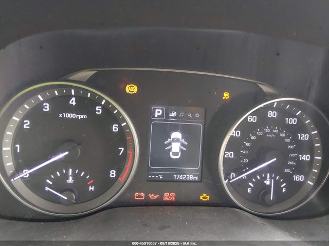 Продаж на аукціоні авто 2018 Hyundai Elantra Sel, vin: KMHD84LF2JU610490, номер лоту: 45910037