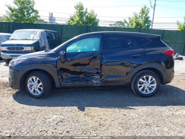 Продаж на аукціоні авто 2021 Hyundai Tucson Se, vin: KM8J2CA47MU372656, номер лоту: 45910055