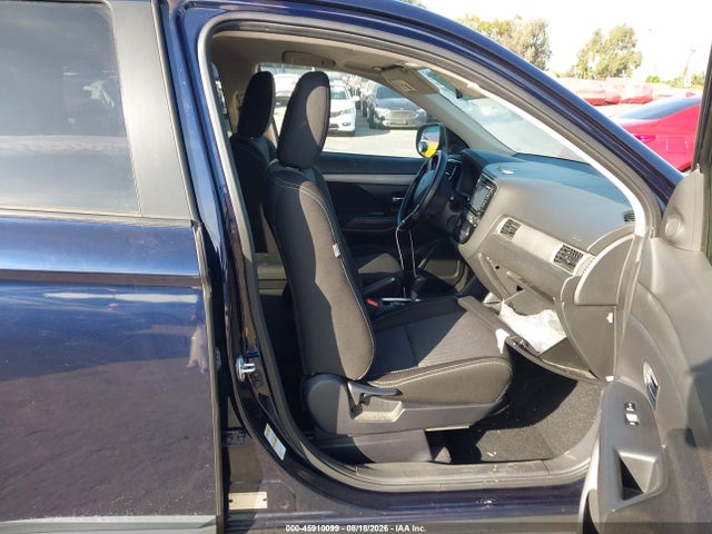 Продаж на аукціоні авто 2016 Mitsubishi Outlander Se, vin: JA4AD3A33GZ022660, номер лоту: 45910099