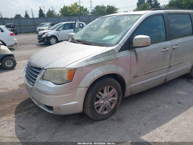 45910128 :رقم المزاد ، 2A4RR5DX1AR290493 vin ، 2010 Chrysler Town & Country Touring مزاد بيع