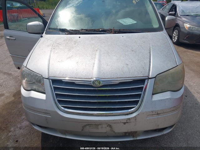 45910128 :رقم المزاد ، 2A4RR5DX1AR290493 vin ، 2010 Chrysler Town & Country Touring مزاد بيع