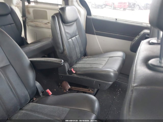 45910128 :رقم المزاد ، 2A4RR5DX1AR290493 vin ، 2010 Chrysler Town & Country Touring مزاد بيع