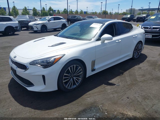 KIA Stinger Premium 2018 KNAE25LA0J6037188 Image 2