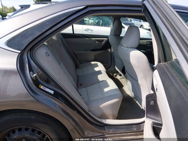 Aukcja sprzedaży 2015 Toyota Camry Le, vin: 4T1BF1FK5FU950650, numer aukcji: 45910157