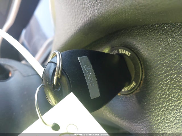 Продаж на аукціоні авто 2016 Jeep Cherokee Latitude, vin: 1C4PJMCB4GW144948, номер лоту: 45910188