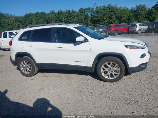 Продаж на аукціоні авто 2016 Jeep Cherokee Latitude, vin: 1C4PJMCB4GW144948, номер лоту: 45910188