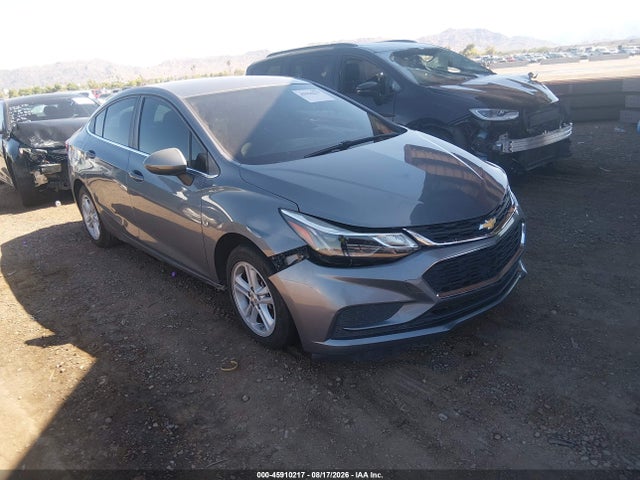 Chevrolet Cruze Lt Auto 2018 1G1BE5SM1J7188939 main image