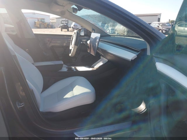 Tesla Model 3 Performance Dual Motor All-wheel Drive 2022 5YJ3E1EC9NF273826 Image 5