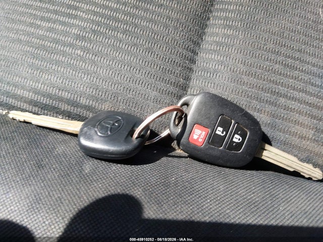 Aukcja sprzedaży 2017 Toyota Rav4 Le, vin: 2T3BFREV5HW646982, numer aukcji: 45910252