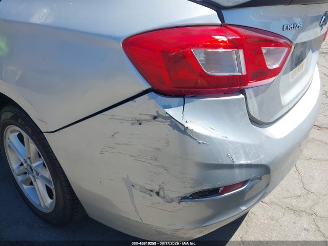 Chevrolet Cruze Ls Auto 2018 1G1BC5SM3J7121622 Image 18