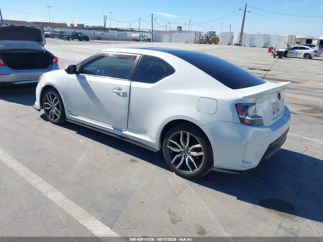JTKJF5C73FJ008310 Scion TC