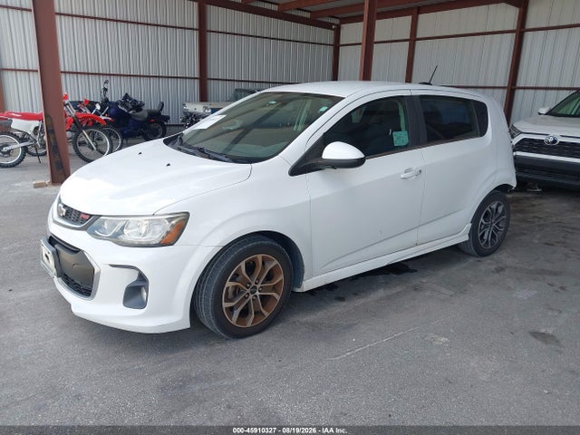 45910327 :رقم المزاد ، 1G1JD6SH9J4107050 vin ، 2018 Chevrolet Sonic Lt Auto مزاد بيع