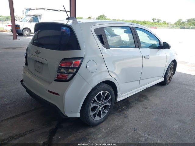 45910327 :رقم المزاد ، 1G1JD6SH9J4107050 vin ، 2018 Chevrolet Sonic Lt Auto مزاد بيع
