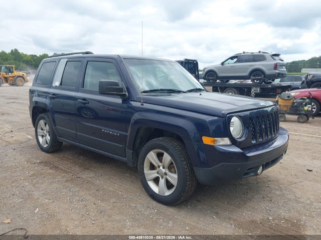 45910335 :رقم المزاد ، 1C4NJRFB4FD412973 vin ، 2015 Jeep Patriot Latitude مزاد بيع