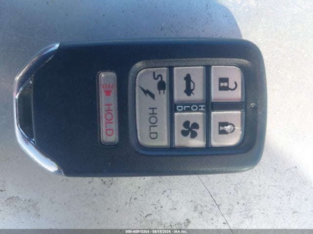 JHMZC5F19JC004641 Honda CLARITY PLUG-IN HYBRID