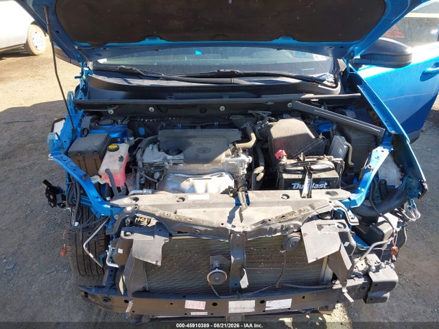 45910389 :رقم المزاد ، 2T3ZFREV5JW451551 vin ، 2018 Toyota Rav4 Le مزاد بيع