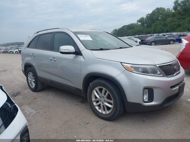 45910424 :رقم المزاد ، 5XYKT3A67FG634509 vin ، 2015 Kia Sorento Lx مزاد بيع