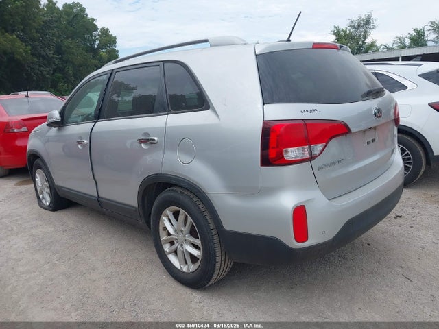 45910424 :رقم المزاد ، 5XYKT3A67FG634509 vin ، 2015 Kia Sorento Lx مزاد بيع